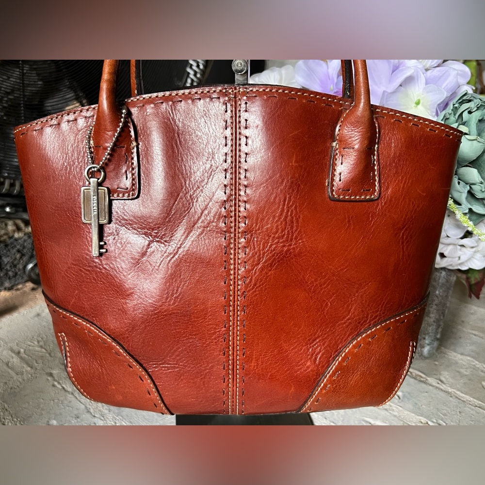 Fossil Vintage Brown Leather Double Handle Tote/Satchel Bag